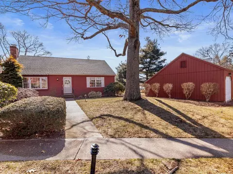 13 Canborne Way # 13, Madison, CT 06443