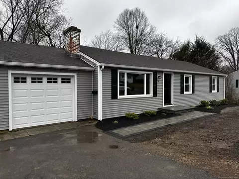 20 Briarwood Rd, Naugatuck, CT 06770