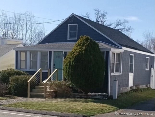 215 Hotchkiss Grv Rd  