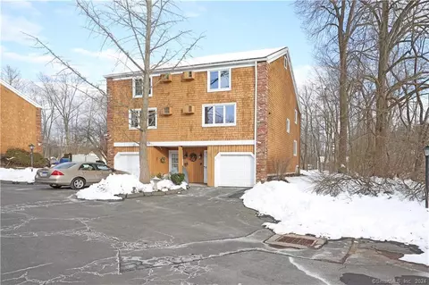 39 Farmington Ave #C2, Plainville, CT 06062