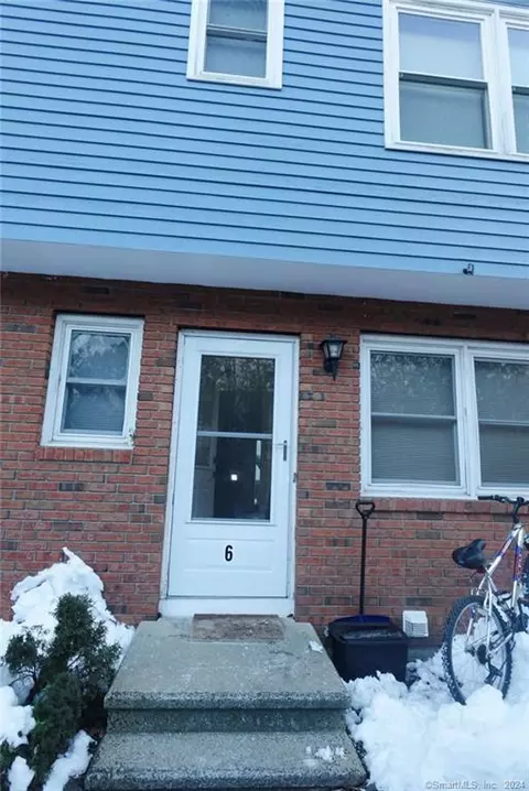 4 S Broad St #6, Meriden, CT 06450