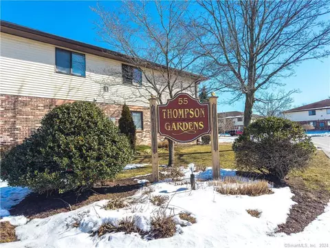 55 Thompson St #17E, East Haven, CT 06513