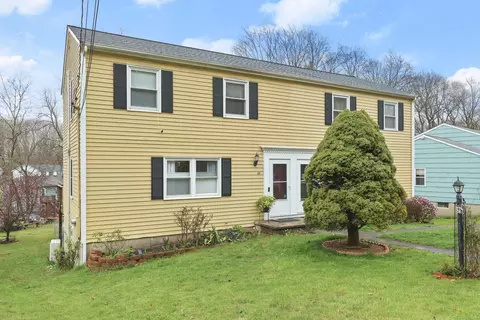 59 Juniper Rd #59, Bethel, CT 06801
