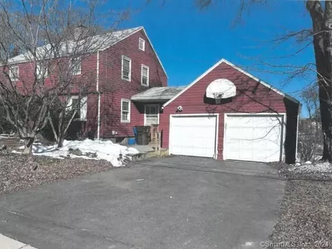 10 Englewood Ave, West Hartford, CT 06110