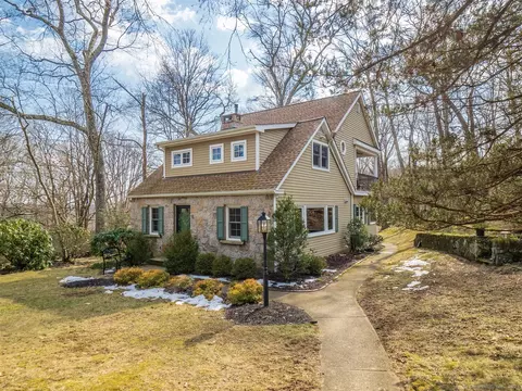 15 White Birch Rd, Wilton, CT 06897