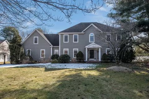 5 Porter Pl, Avon, CT 06001