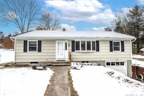 22 Buttonball Dr, Newtown, CT 06482