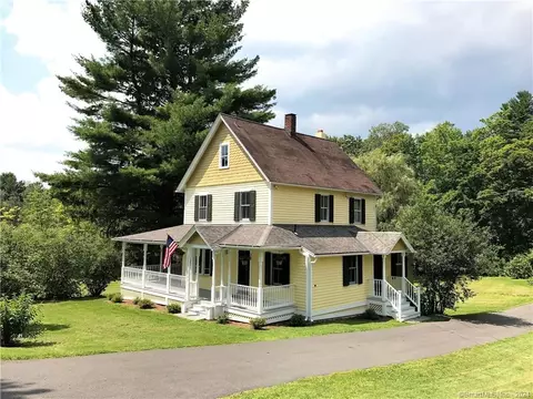 38 Grant St, Norfolk, CT 06058