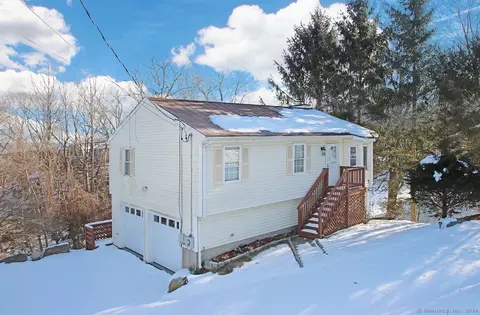 139 Coram Rd, Shelton, CT 06484