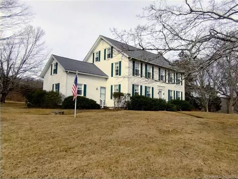 448 Shore Rd, Old Lyme, CT 06371