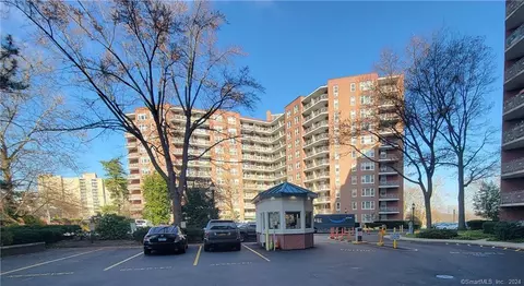 91 Strawberry Hill Ave #225, Stamford, CT 06902