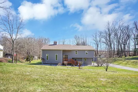 22 Sullivan Farm Rd, East Windsor, CT 06016