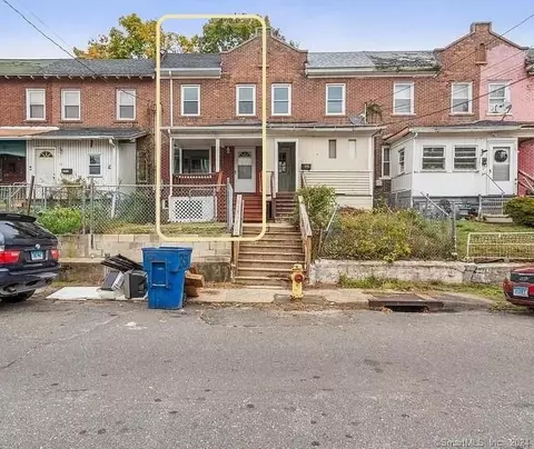 33 Ives St, Waterbury, CT 06704