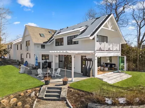 9 Cudlipp St, Norwalk, CT 06853