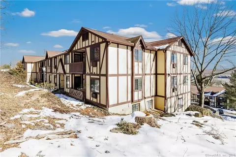 125 Warner Hill Rd #59, Stratford, CT 06614
