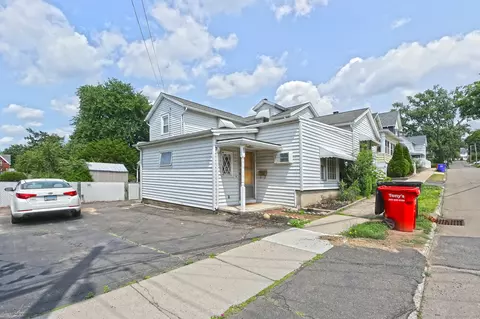 54 Franklin St, Wallingford, CT 06492