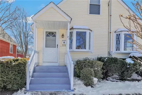 43 Victory Ave, Bridgeport, CT 06606