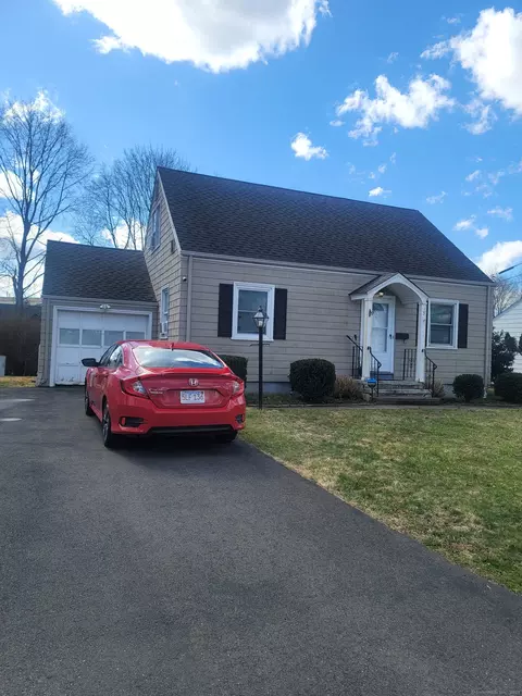 37 Washington Rd, Hamden, CT 06518