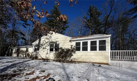 390 Route 7, Sharon, CT 06069