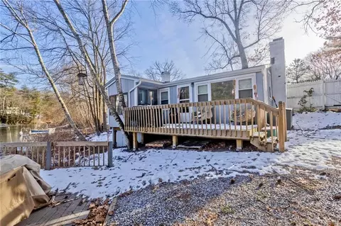 400 Salmon Brook St, Granby, CT 06035