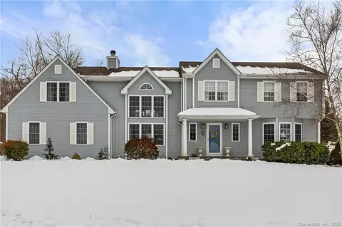 3 Terrell Farms Way, Wallingford, CT 06492