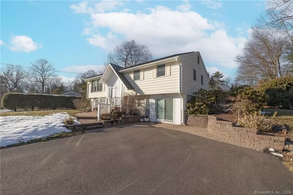 16 Overhill Rd, Ellington, CT 06029 40 Photos Movoto