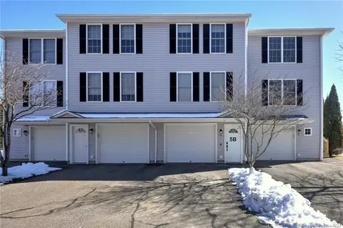 5 Nadia Ln #B, Wallingford, CT 06492