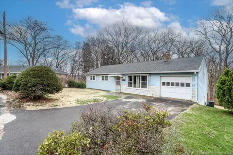 203 Williamson Cir, Watertown, CT 06779