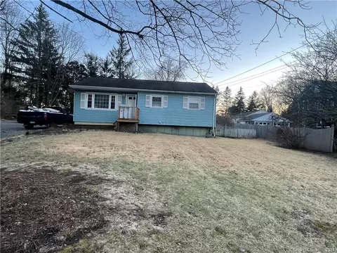 74 Wooster St, Bethel, CT 06801