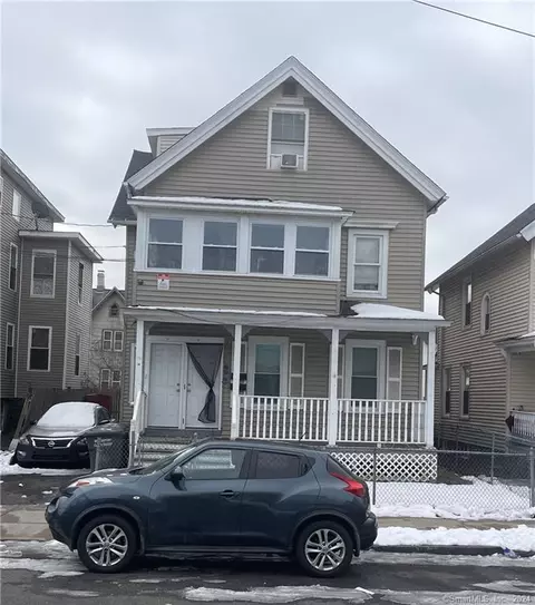 32 34 Jane St, Bridgeport, CT 06608