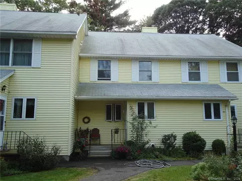 44 Oldefield Farms #44, Enfield, CT 06082