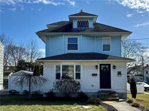 27 Catherine St, Norwalk, CT 06851
