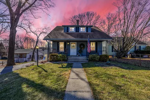 11 Barker Ter, Wolcott, CT 06716