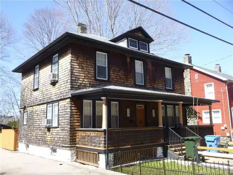 5 Julian Ter, Norwich, CT 06360