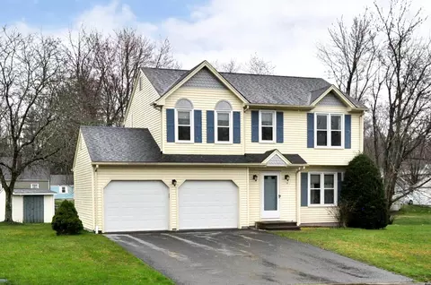 14 Joshua Hl, Windsor, CT 06095