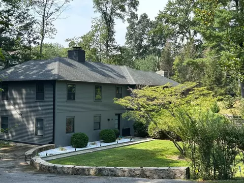 14 Tory Hole Rd, Darien, CT 06820