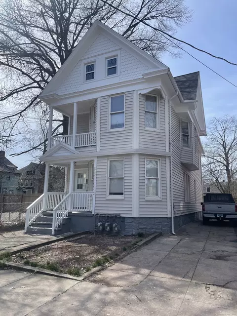 706 George St, New Haven, CT 06511