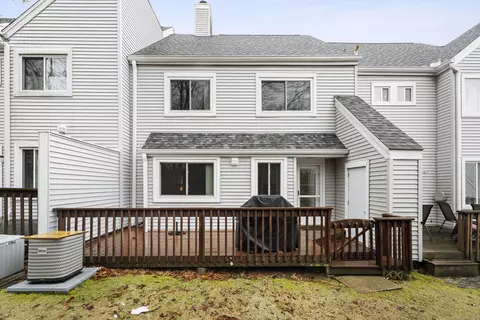 30 Country Pl #30, Shelton, CT 06484