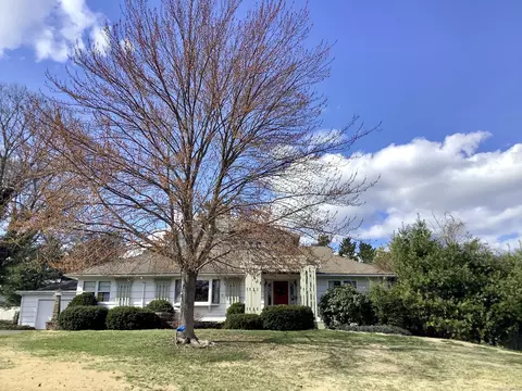 12 Crestridge Rd, Rocky Hill, CT 06067