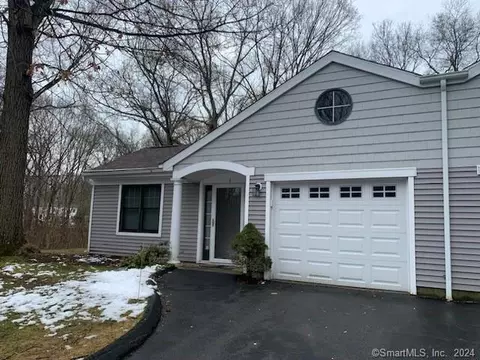 1 Red Cedar Rd #1, Orange, CT 06477