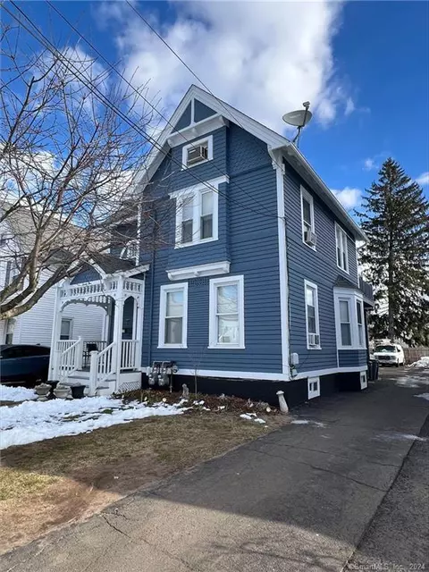 25 4th Ave, West Haven, CT 06516