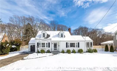 41 Maher Ave, Hamden, CT 06518
