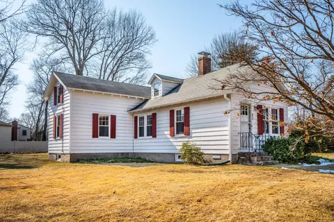 71 Seminary Rd, Simsbury, CT 06070