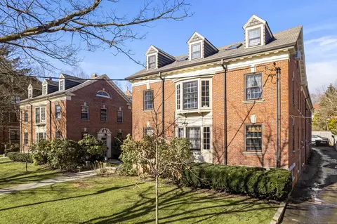 496 Whitney Ave #4C, New Haven, CT 06511
