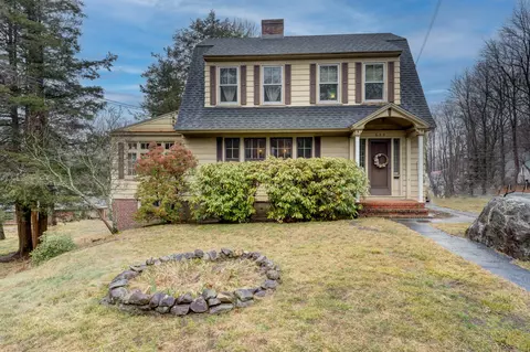 633 E Main St, Torrington, CT 06790
