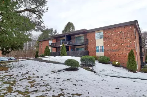 67 Balance Rock Rd #7, Seymour, CT 06483