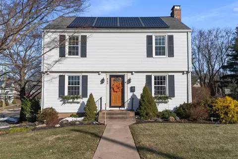 580 Hunting Hill Ave, Middletown, CT 06457