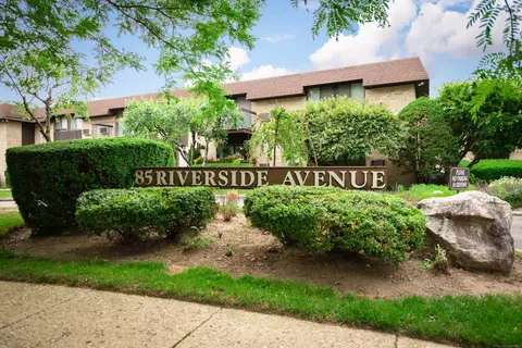 85 Riverside Ave #B4, Stamford, CT 06905