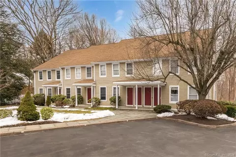 56 Portland Ave #17, Redding, CT 06896