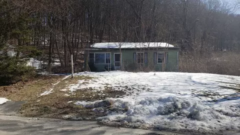 19 Topstone Dr, Bethel, CT 06801